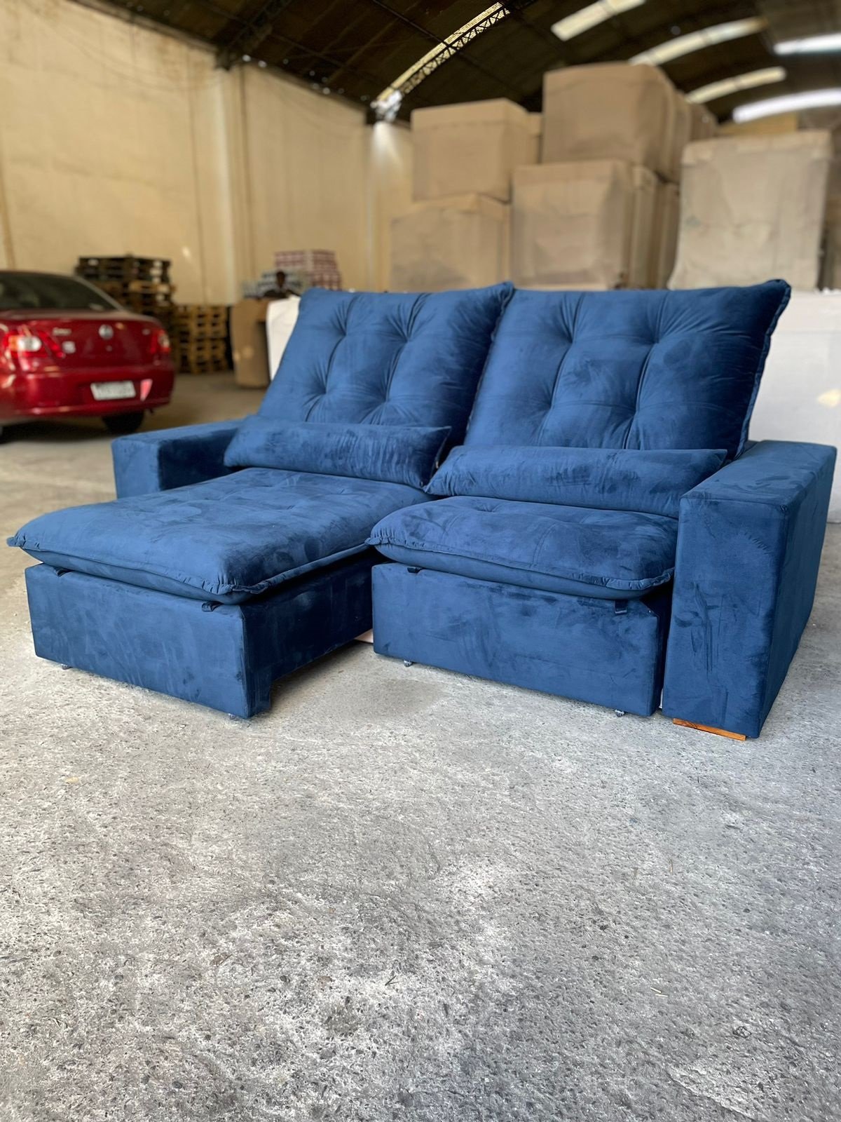 Sofá Retrátil e Reclinável Malu 2,10 m Veludo Azul - D'VITRINE ESTOFADOS (PROMOÇÃO - LEVE AVARIA) - Imagem 3